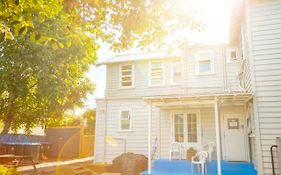 Oaklands Lodge Backpackers Auckland